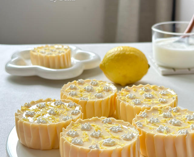 Low-Calorie Lemon Yogurt Bavarois